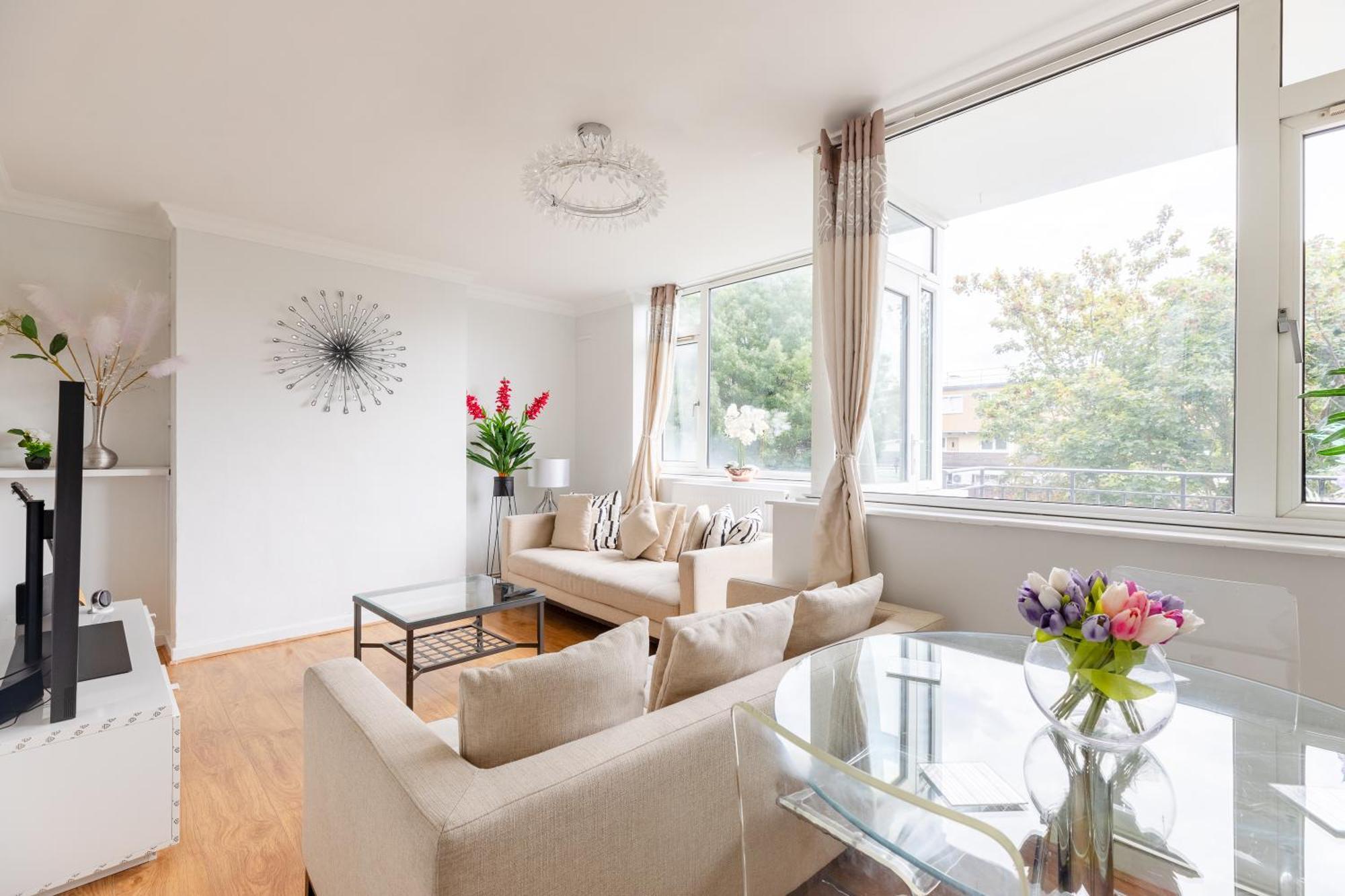 Cosy 3 Bed Flat Ideal For Trips To Londra Esterno foto