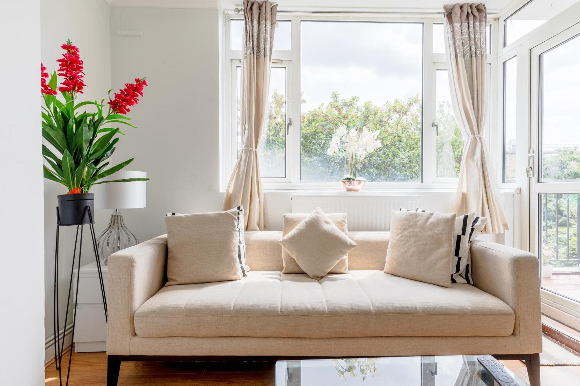 Cosy 3 Bed Flat Ideal For Trips To Londra Esterno foto